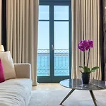 Grand فندق 5*