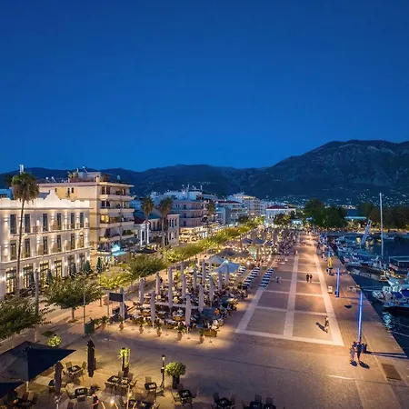Grand 5* Kalamata