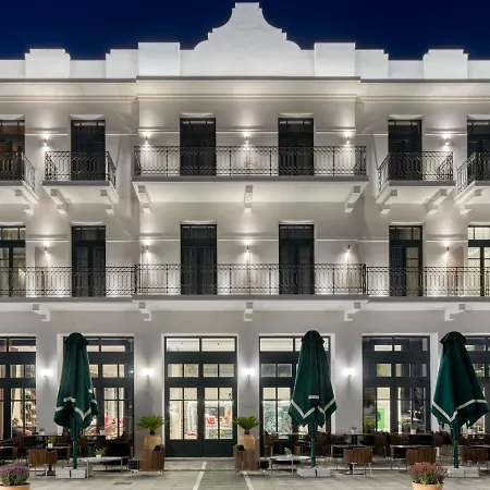 Hotel Grand