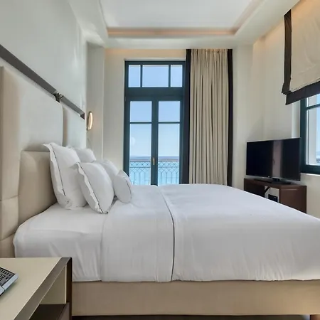 Grand 5* Kalamata