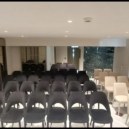 Grand 5* Kalamata