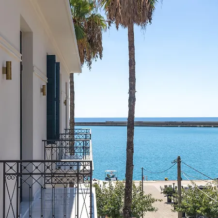 Grand 5* Kalamata