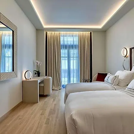 Grand 5* 卡拉马塔